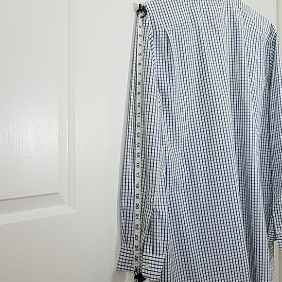 L.L. Bean Casual Buttom Down Shirt - Picture 4 of 7